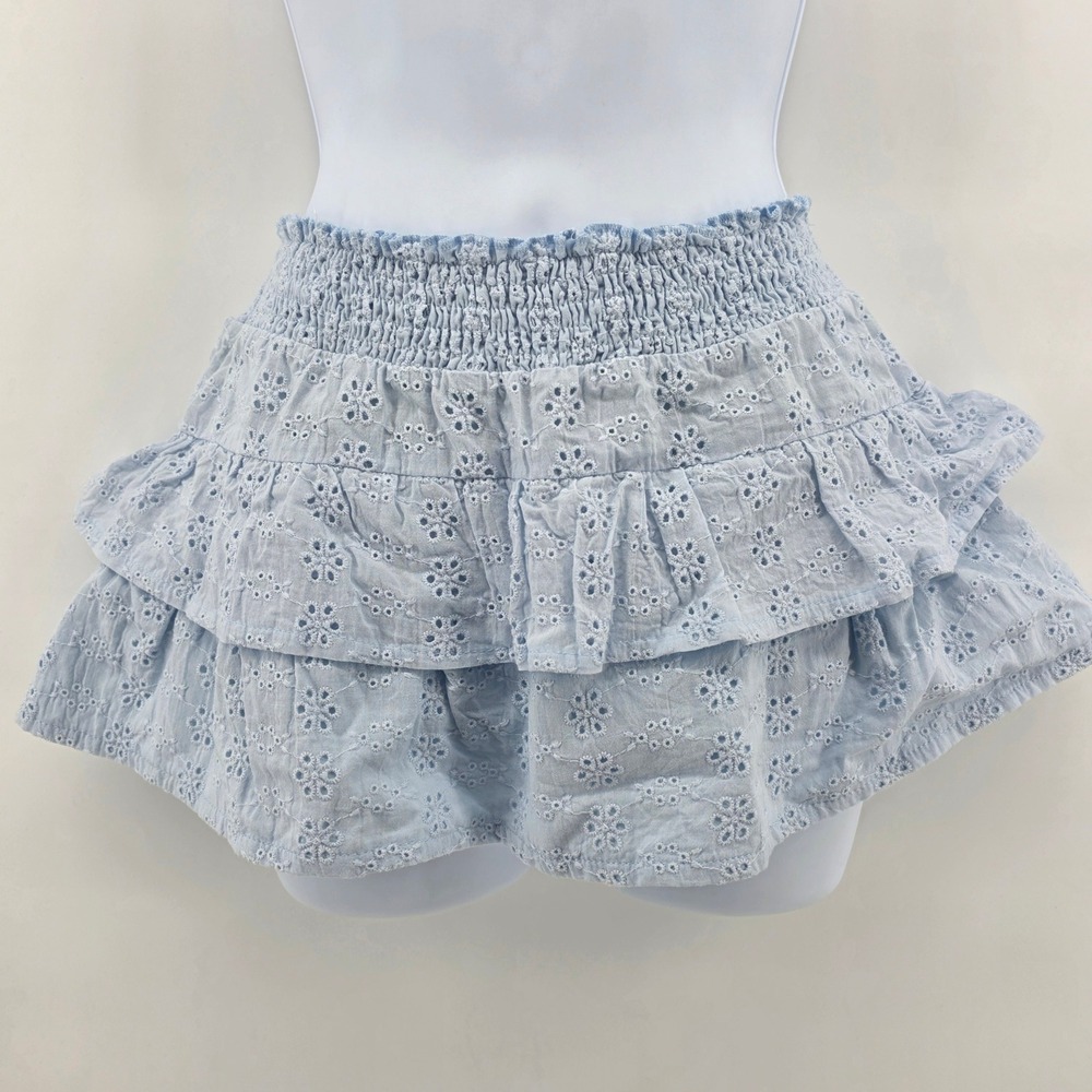 Edikted Light Blue Eyelet Lace Tiered Ruffle Skort Smocked Waist Mini Size S